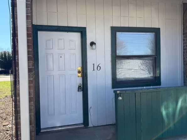 520 Bond St APT 16, Burleson, TX 76028