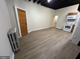 1709 W Montgomery Ave