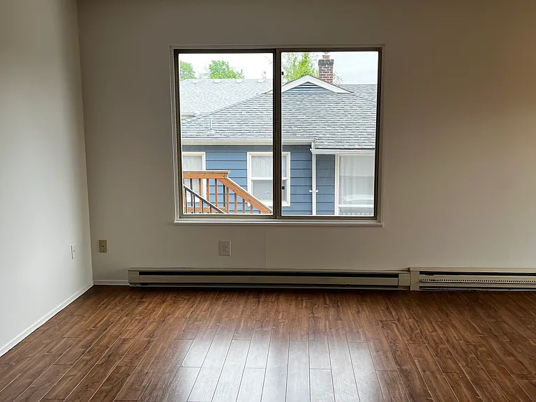 5309 SE 17th Ave — Photo 3