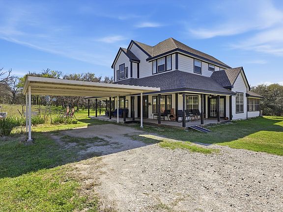 3rd image of 130 Parsonage St