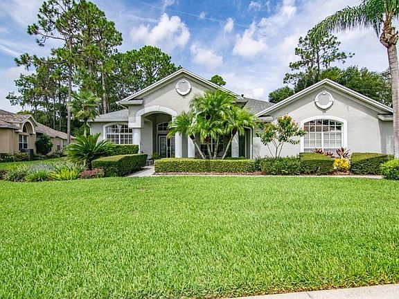 3rd image of 21533 Trumpeter Dr