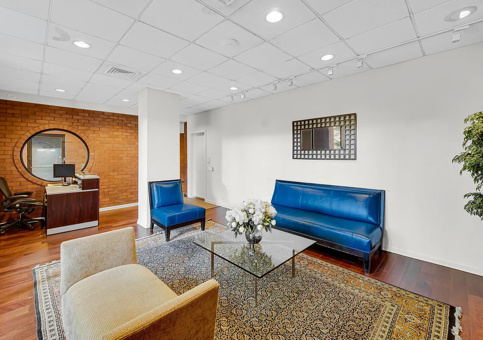 Studio, $1,900 — Photo 4