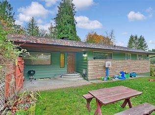 2469 Northlake Way NW, Bremerton, WA 98312