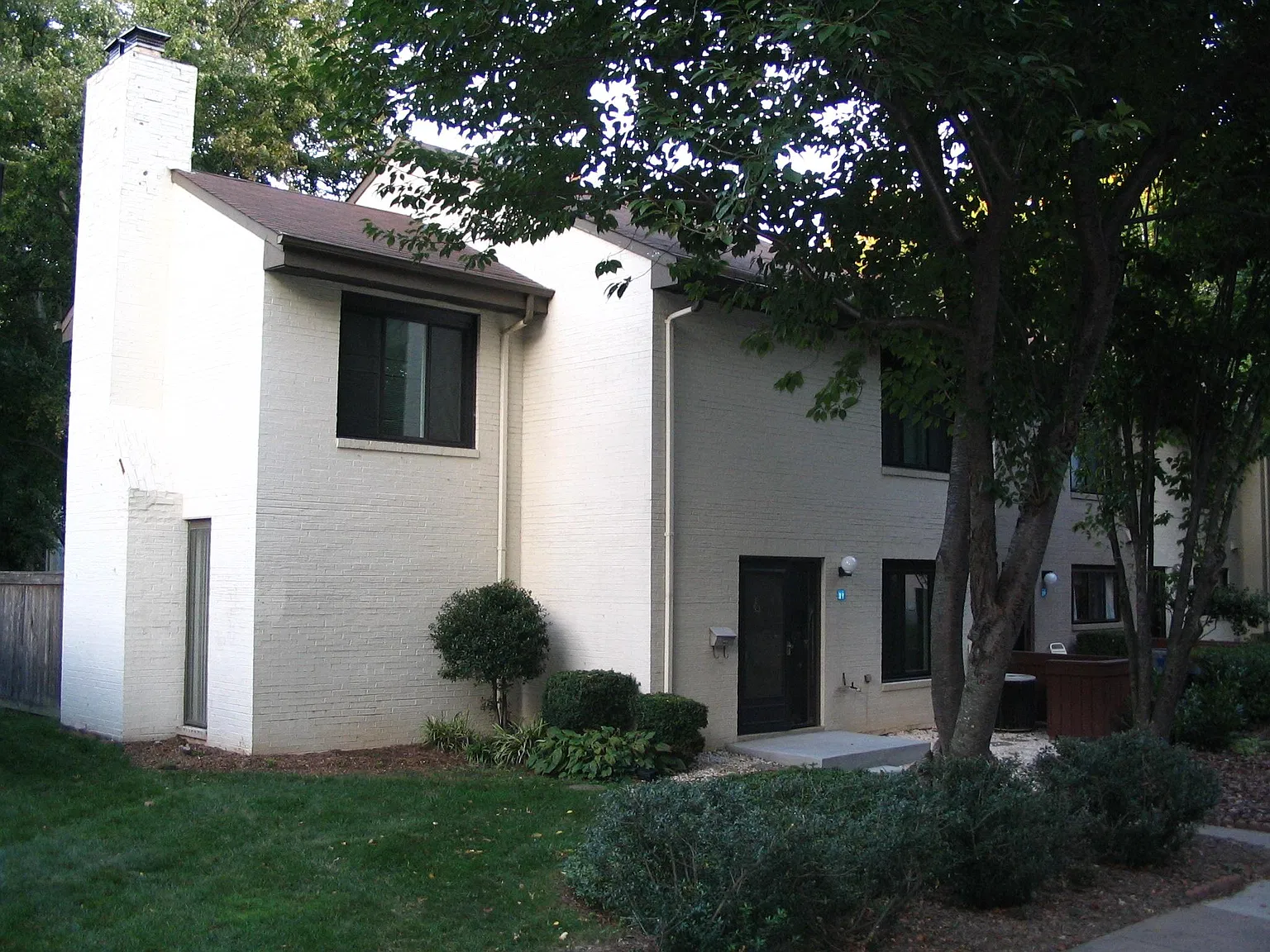 1 bed, 140 sqft, $600 — Photo 1
