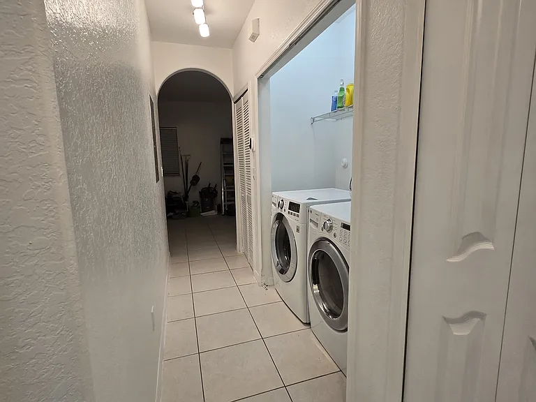 4604 SW 164th Pl #HOUSE — Photo 25