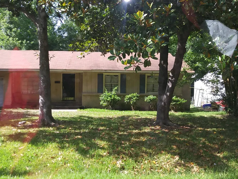 548 Lawrence Rd