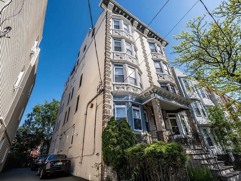 310 Palisade Ave #9 — Photo 15