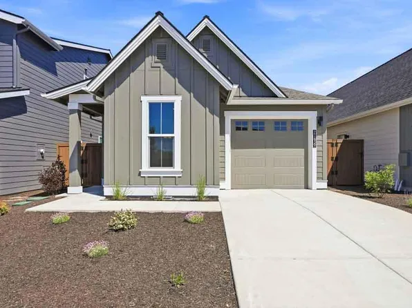 21439 NE Hayloft Pl, Bend, OR 97701