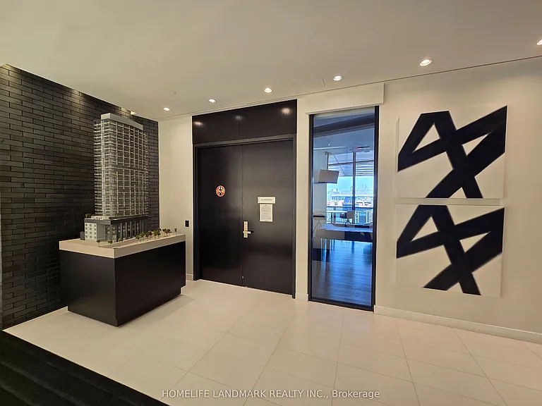 125 Peter St #2610 — Photo 22