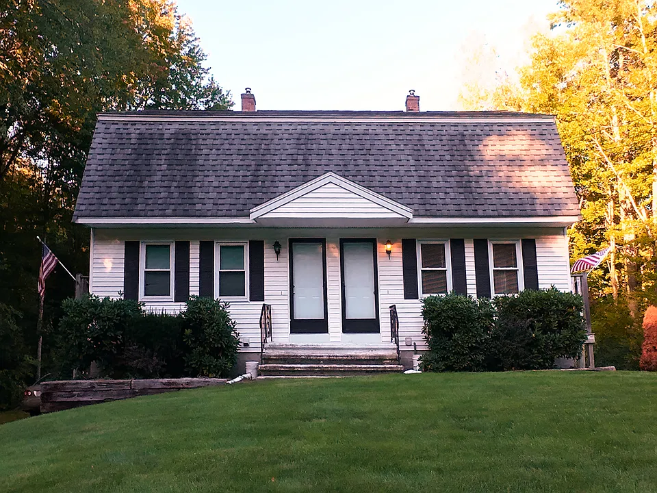 138 Brady Ave