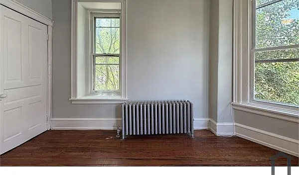 435 E Walnut Ln #2 — Photo 6