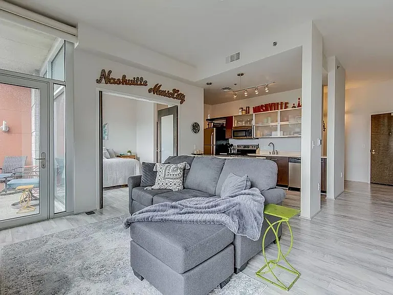 2115 Yeaman Pl #313 — Photo 7