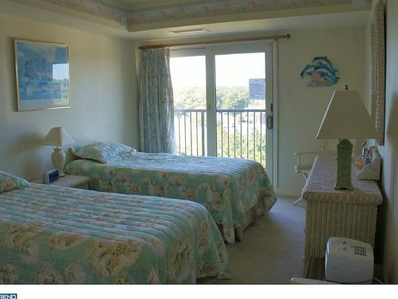 2nd image of 527 N Boardwalk Unit 612)