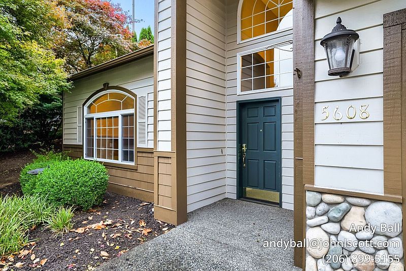 3rd image of 5608 125th Street SE