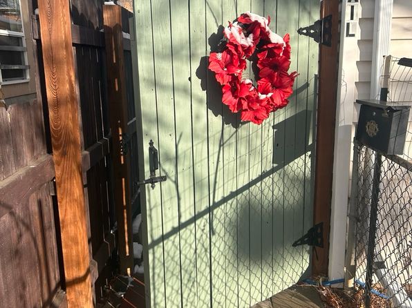 (undisclosed Address)