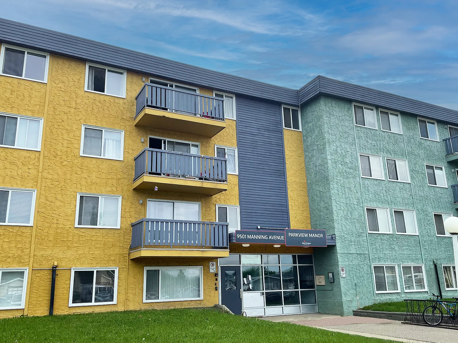 Parkview I Apartments — Photo 1