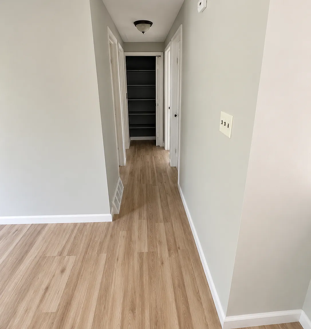 4 bed, 1.5 bath, 1351 sqft, $1,450 — Photo 4