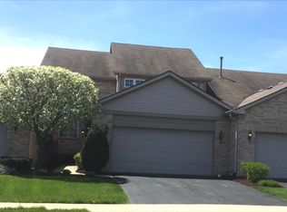 15 Iliad Dr, Tinley Park, IL 60477