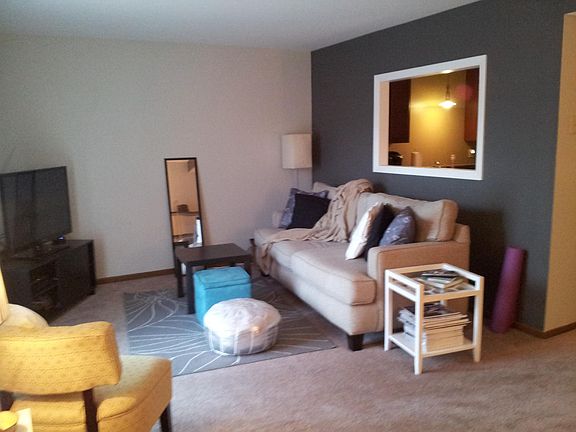 2nd image of 2264 Abbeywood Dr APT E
