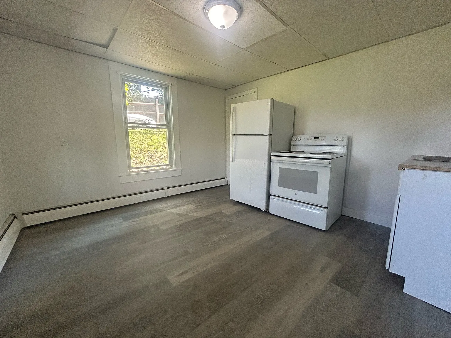286 Walnut St — Photo 3