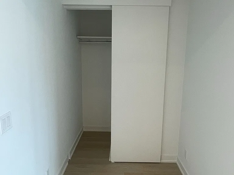 699 Sheppard Ave E #1005 — Photo 4