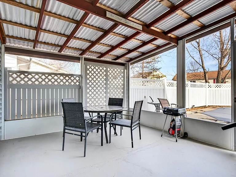646 Fox Plains Dr — Photo 55
