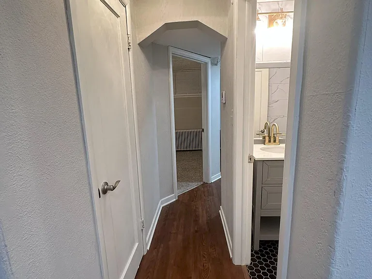 1844 Grand Ave #5 — Photo 6