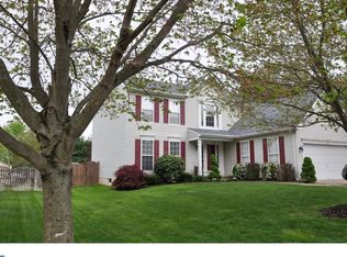 6 Waverly Dr, Lumberton, NJ 08048