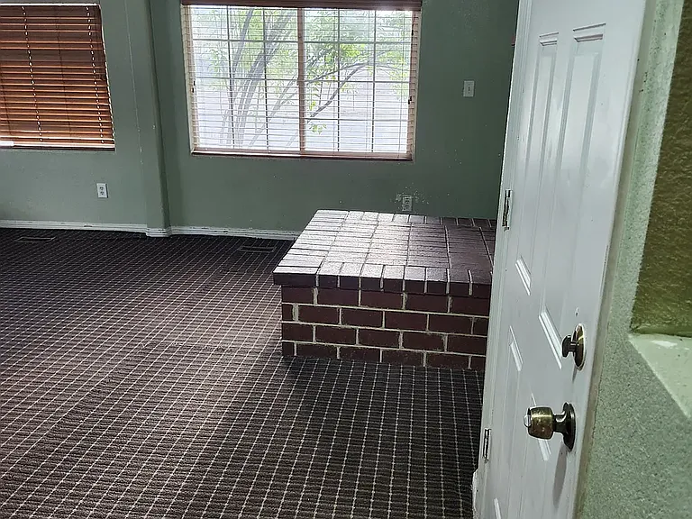 4192 Rewana Way — Photo 11