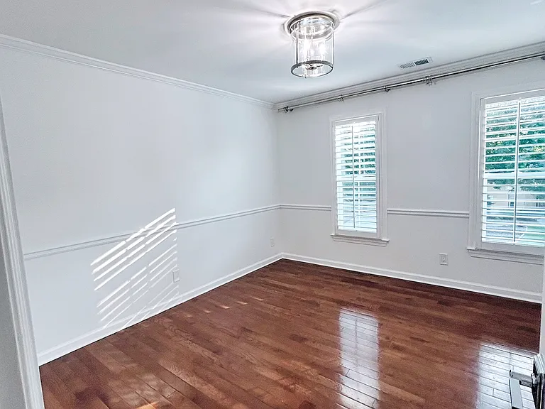 125 Ludwell Ct — Photo 56