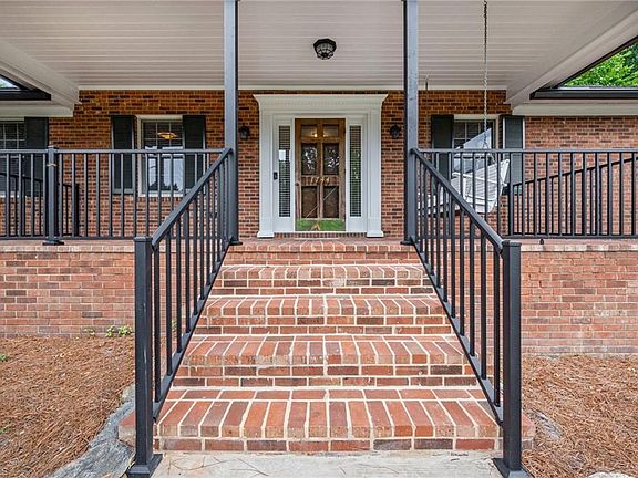 2nd image of 1744 Huntington Woods Ct