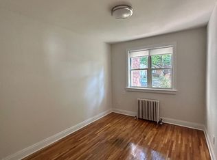 (Undisclosed Address), Oakland Gardens, NY 11364