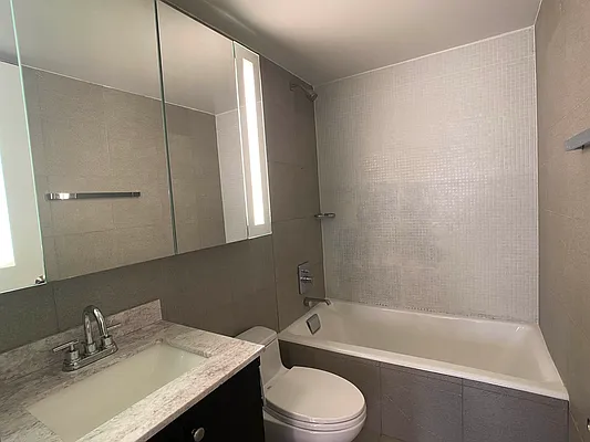 Rented by Tourma Realty LLC | media 36