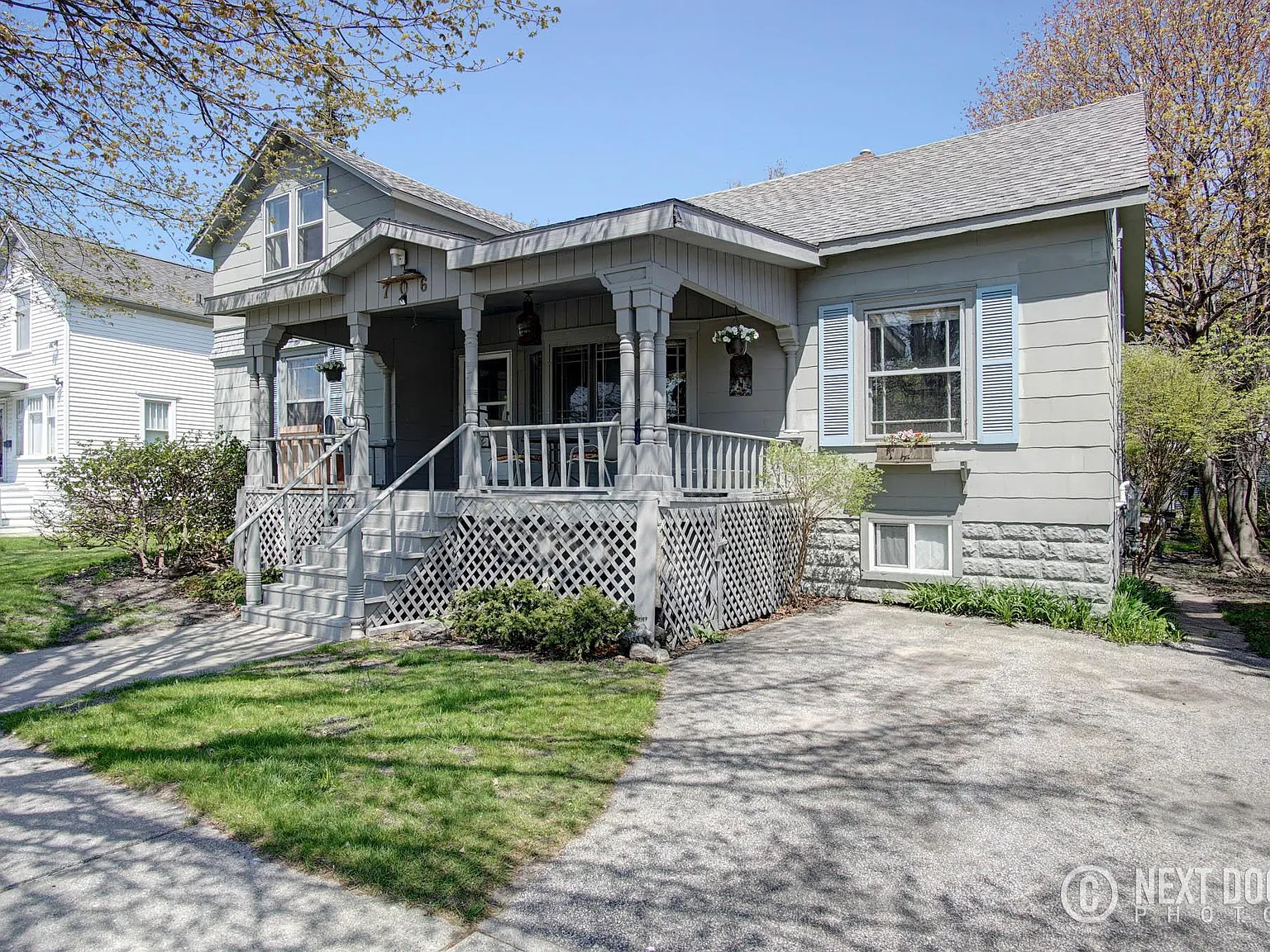 706 W Loomis St — Photo 3