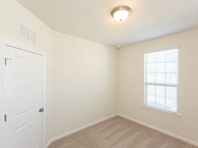 3011 Betony St — Photo 12