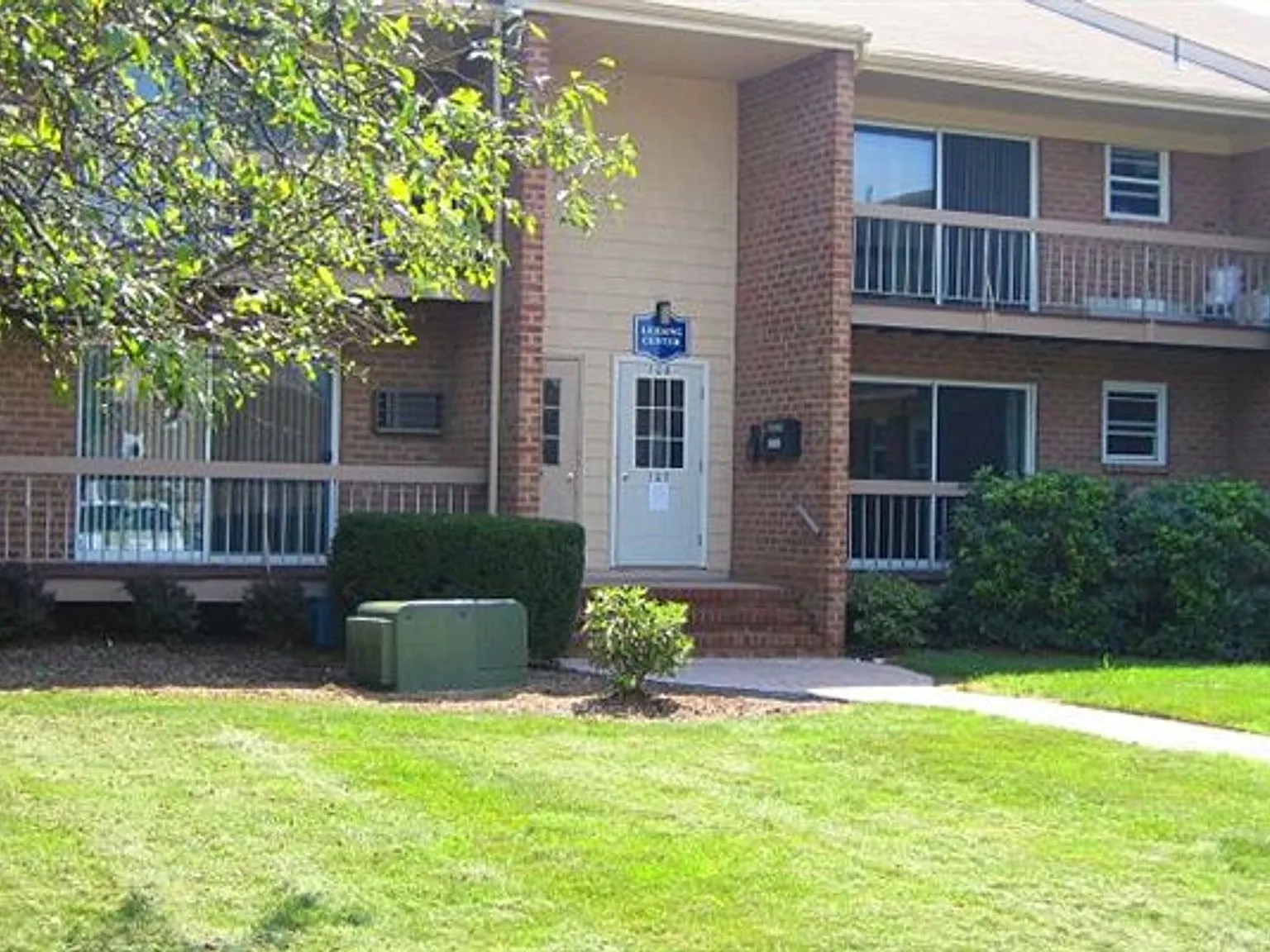 Kimberwyck Village Apartments — Photo 3