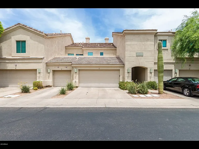 7530 E Earll Dr #54 — Photo 1