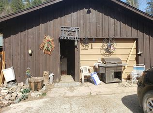 13 Scofield Rd, Calder, ID 83808