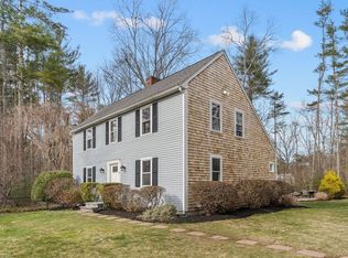 10 Crescent Ave, Pembroke, MA 02359