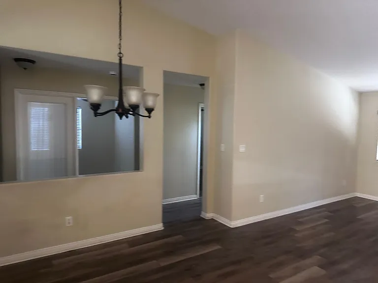 10134 Seven Falls Ave — Photo 3