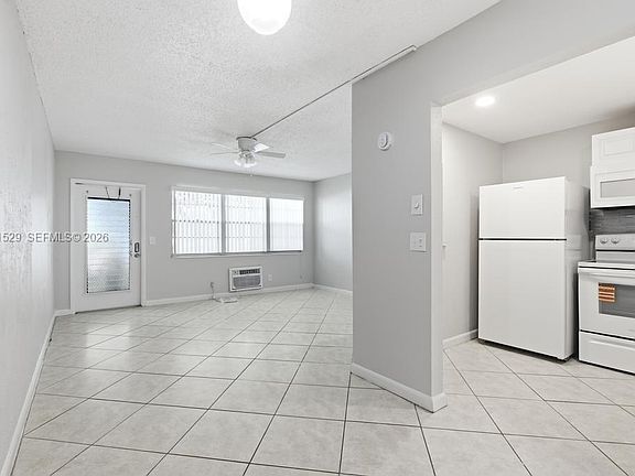 5th image of 186 Ventnor #L