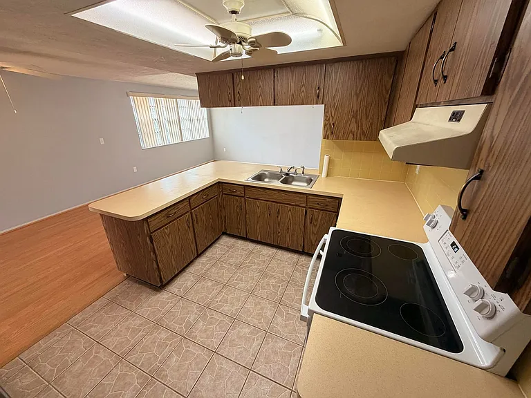 8625 Briar Patch Dr — Photo 11