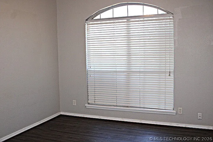 11705 S 103rd East Ave — Photo 7
