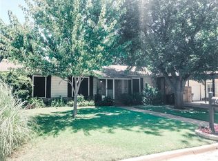 305 Colorado Ave, Graham, TX 76450