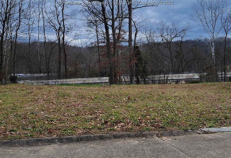 1st image of 2222 Avinell Dr