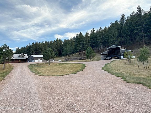4th image of 272 Canyon Rd
