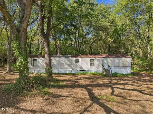 540 Brannon Rd, Zebulon, NC 27597