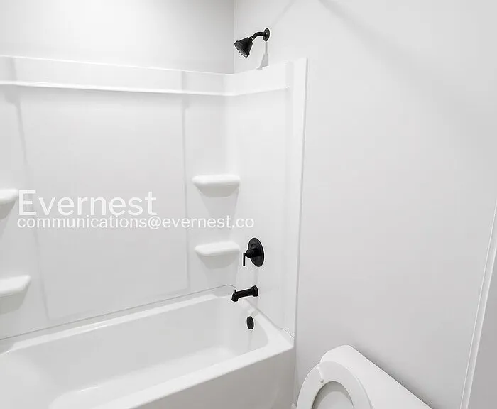 167 E Millbrook Dr — Photo 14