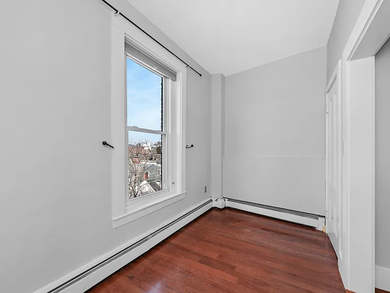 73 Main St #12 — Photo 5