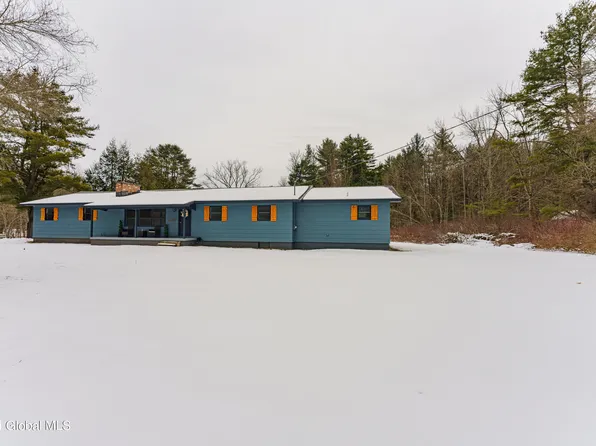 128 Paradise Point Road, Mayfield, NY 12117